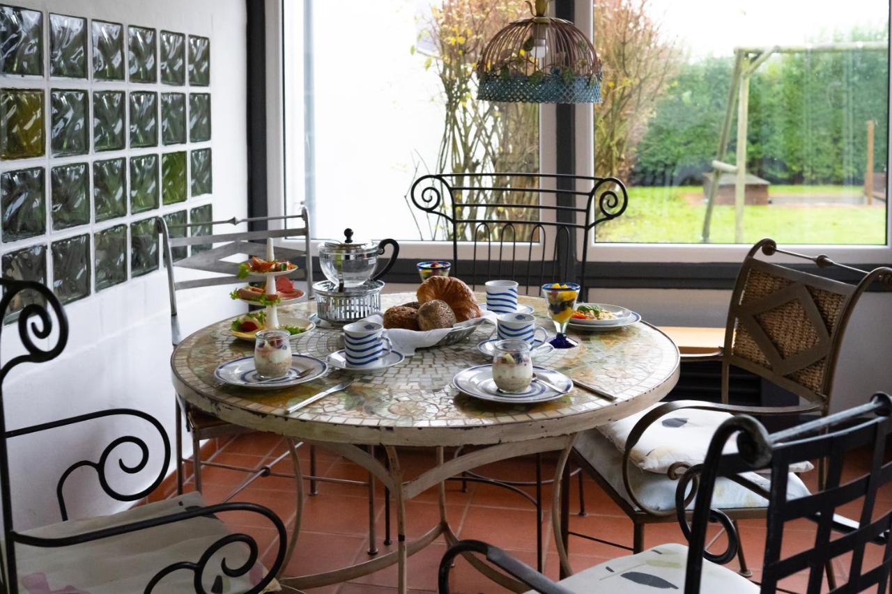 Huus Moevchen Apartment บอร์คุม ภายนอก รูปภาพ