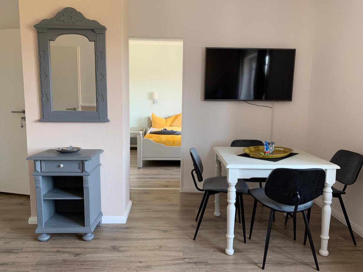 Huus Moevchen Apartment บอร์คุม ภายนอก รูปภาพ