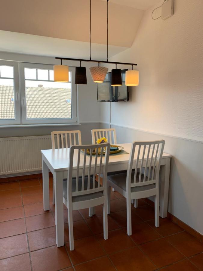 Huus Moevchen Apartment บอร์คุม ภายนอก รูปภาพ
