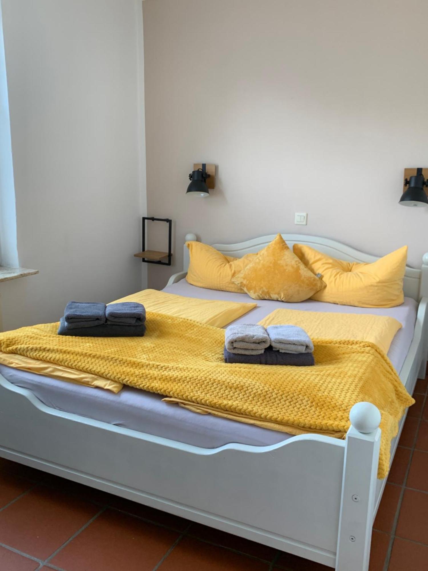 Huus Moevchen Apartment บอร์คุม ภายนอก รูปภาพ